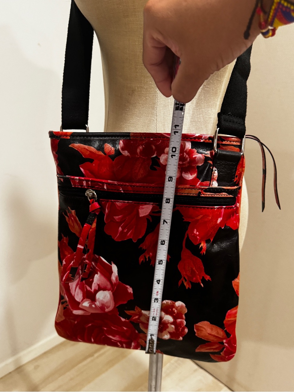 Maurizio Taiuti Black Crossbody with Red Floral Print genuine leather made Italy - Picture 8 of 12